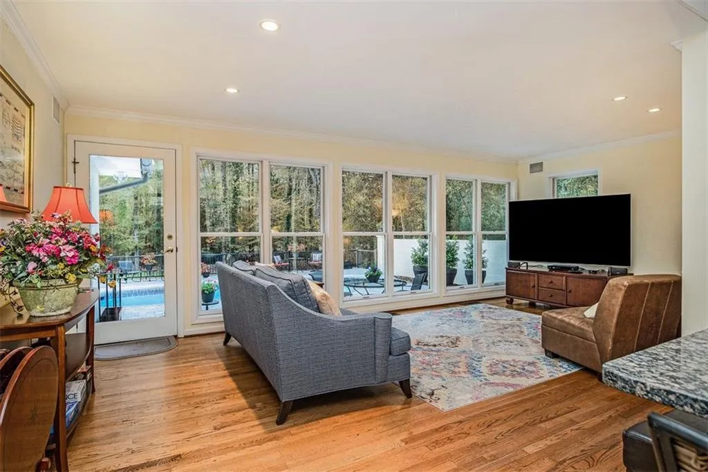 2180 Spalding Drive, Sandy Springs, Georgia 30350, 4 Bedrooms Bedrooms, ,3 BathroomsBathrooms,Residential,Sold,2180 Spalding Drive,6969689