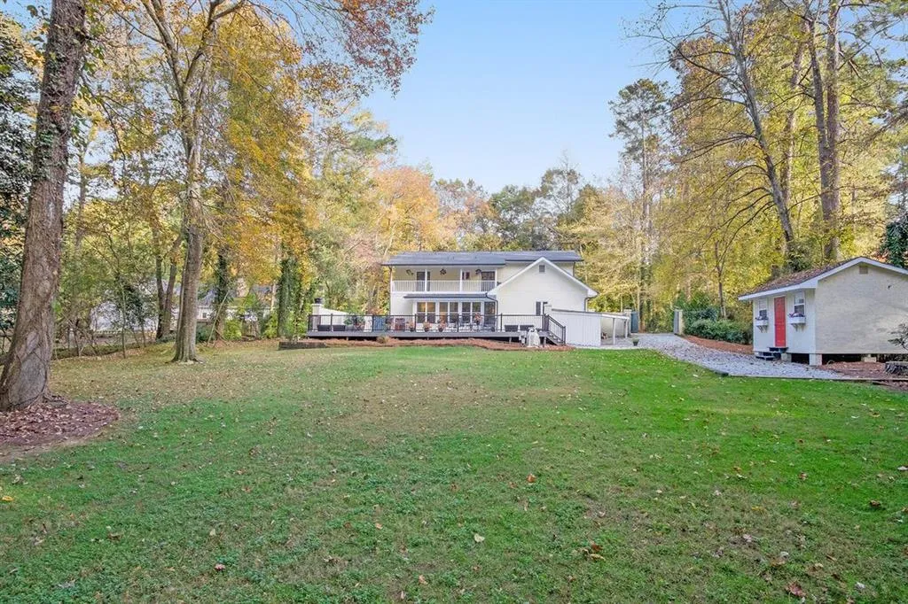 2180 Spalding Drive, Sandy Springs, Georgia 30350, 4 Bedrooms Bedrooms, ,3 BathroomsBathrooms,Residential,Sold,2180 Spalding Drive,6969689
