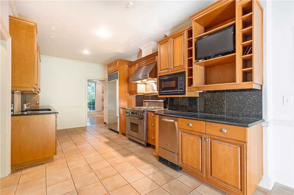 3384 Rilman Road Nw, Atlanta, Georgia 30327, 4 Bedrooms Bedrooms, ,4 BathroomsBathrooms,Residential,For Sale,3384 Rilman Road Nw,7656855