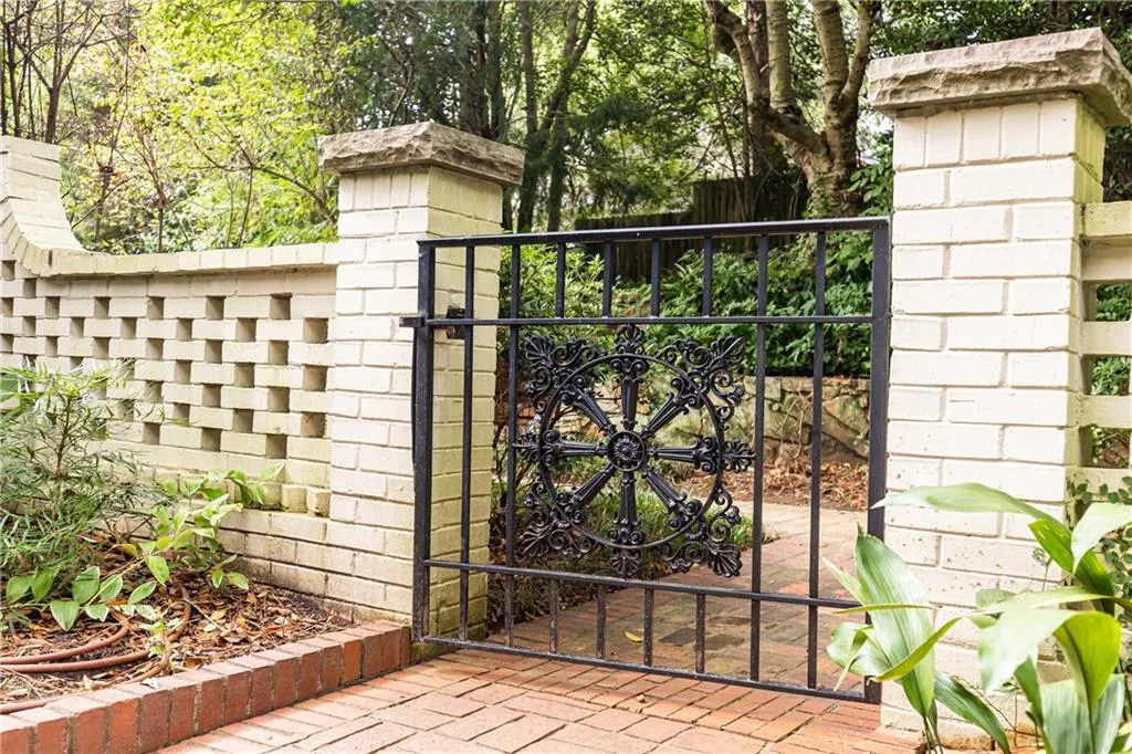 3384 Rilman Road Nw, Atlanta, Georgia 30327, 4 Bedrooms Bedrooms, ,4 BathroomsBathrooms,Residential,For Sale,3384 Rilman Road Nw,7656855