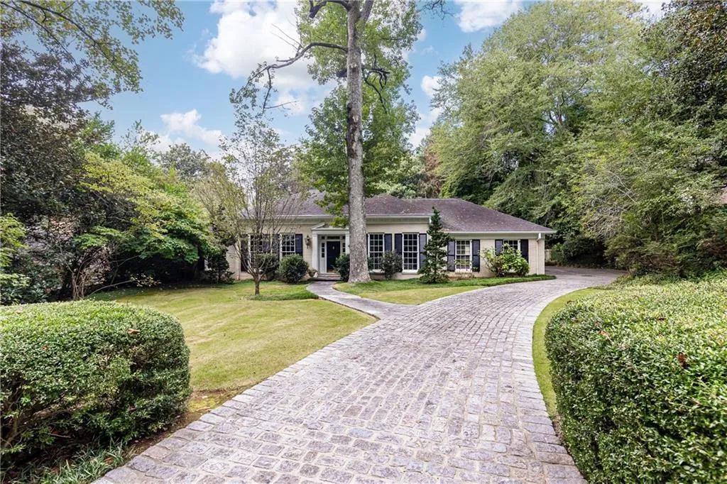 3384 Rilman Road Nw, Atlanta, Georgia 30327, 4 Bedrooms Bedrooms, ,4 BathroomsBathrooms,Residential,For Sale,3384 Rilman Road Nw,7656855