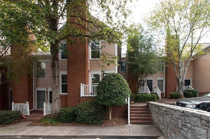 7500 Roswell Road Unit 21, Atlanta, Georgia 30350, 2 Bedrooms Bedrooms, ,2 BathroomsBathrooms,Residential,Sold,7500 Roswell Road Unit 21,5599207