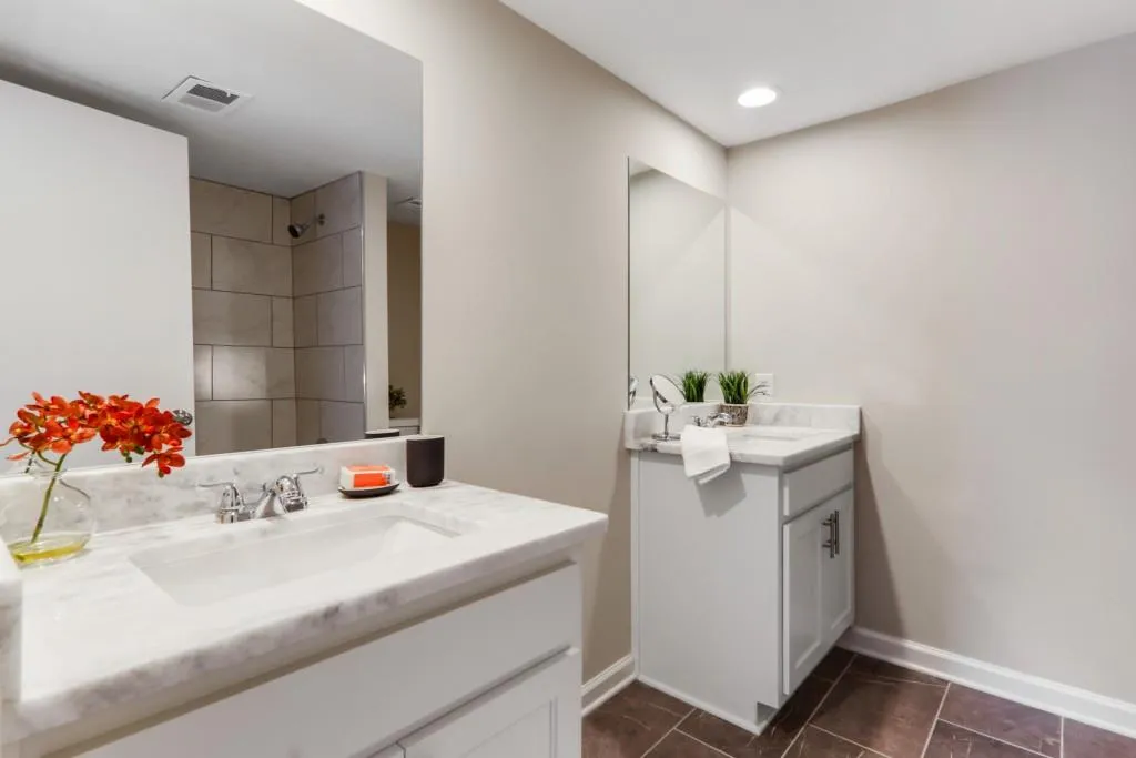 6851 Roswell Road Unit D21, Sandy Springs, Georgia 30328, 3 Bedrooms Bedrooms, ,2 BathroomsBathrooms,Residential,Sold,6851 Roswell Road Unit D21,6555213
