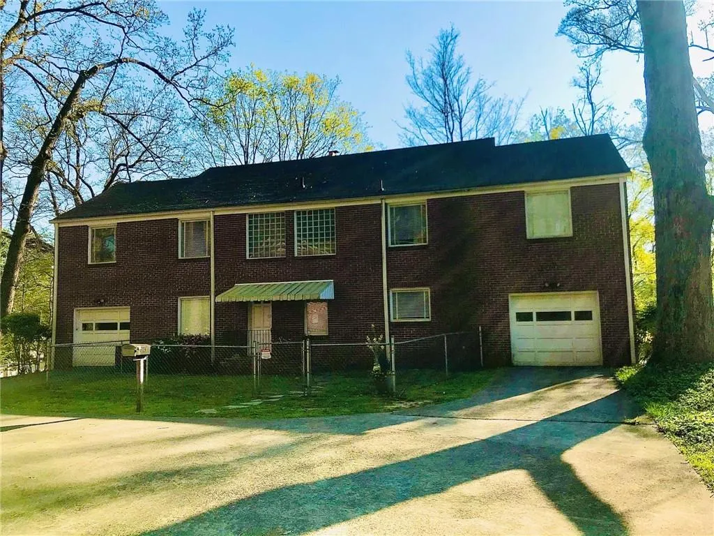 4881 Powers Ferry Road, Sandy Springs, Georgia 30327, 6 Bedrooms Bedrooms, ,3 BathroomsBathrooms,Residential,Sold,4881 Powers Ferry Road,6881998