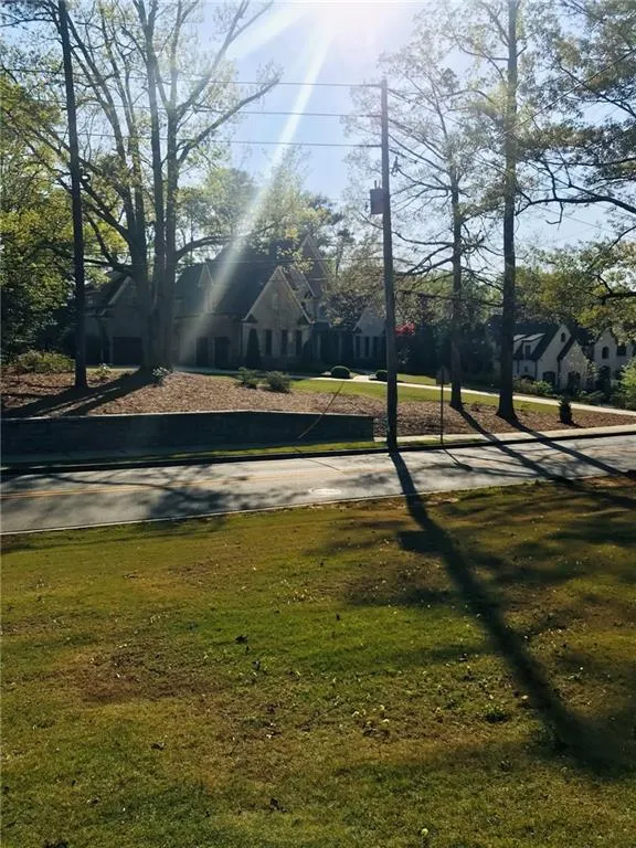 4881 Powers Ferry Road, Sandy Springs, Georgia 30327, 6 Bedrooms Bedrooms, ,3 BathroomsBathrooms,Residential,Sold,4881 Powers Ferry Road,6881998