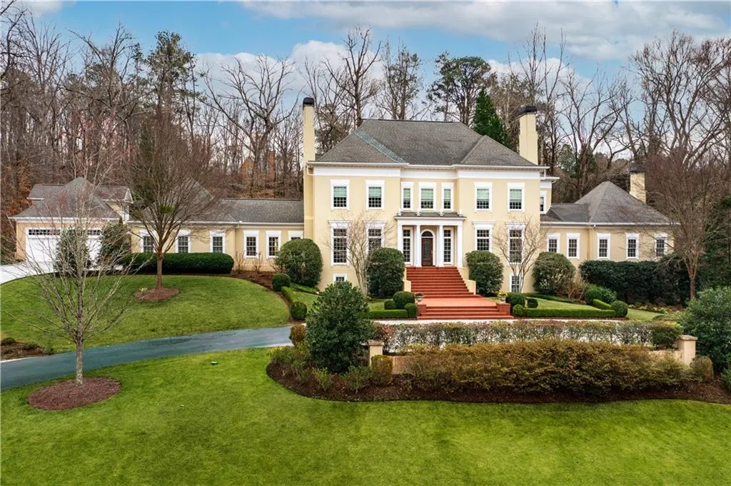 1000 Davis Drive, Atlanta, Georgia 30327, 7 Bedrooms Bedrooms, ,6 BathroomsBathrooms,Residential,Sold,1000 Davis Drive,7071937 1000 Davis Drive, Atlanta, Georgia 30327, 7 Bedrooms Bedrooms, ,6 BathroomsBathrooms,Residential,Sold,1000 Davis Drive,7071937