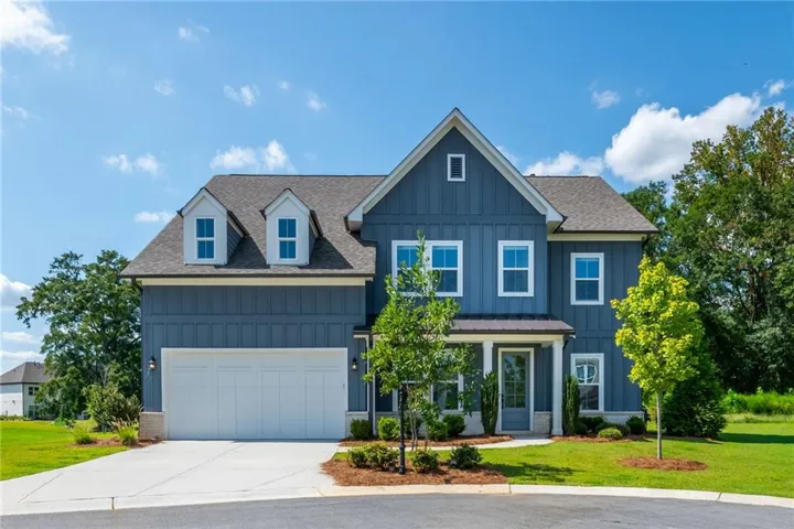 Welcome home to 4508 Encore Park Lane in the sought after community of Encore along the Chattahoochee River. Manicured landscaping and charming curb appeal welcome you in to this beautiful home!