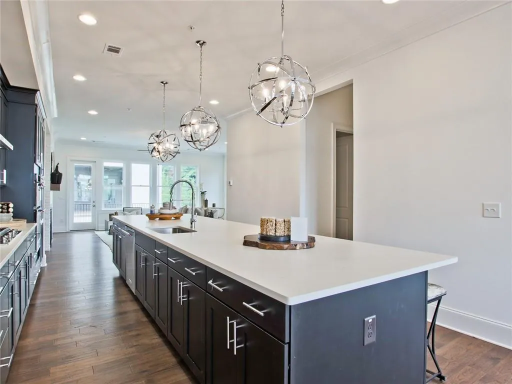 6666 Sterling Drive Unit 669, Sandy Springs, Georgia 30328, 2 Bedrooms Bedrooms, ,3 BathroomsBathrooms,Residential,Sold,6666 Sterling Drive Unit 669,6898094