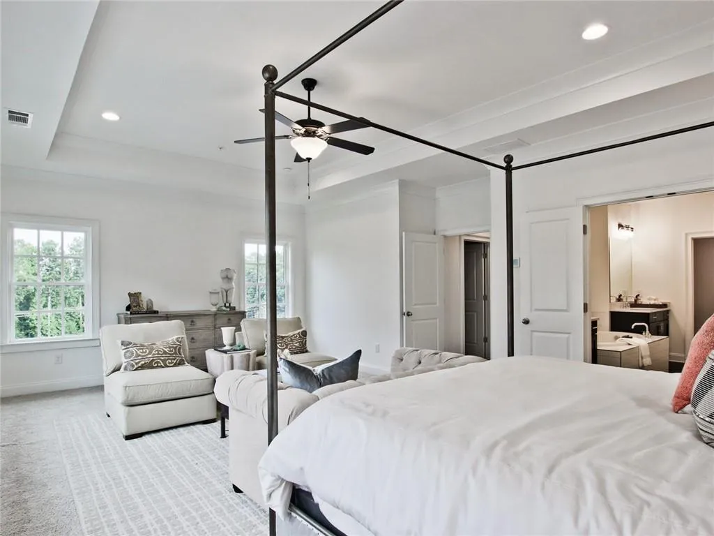 6666 Sterling Drive Unit 669, Sandy Springs, Georgia 30328, 2 Bedrooms Bedrooms, ,3 BathroomsBathrooms,Residential,Sold,6666 Sterling Drive Unit 669,6898094