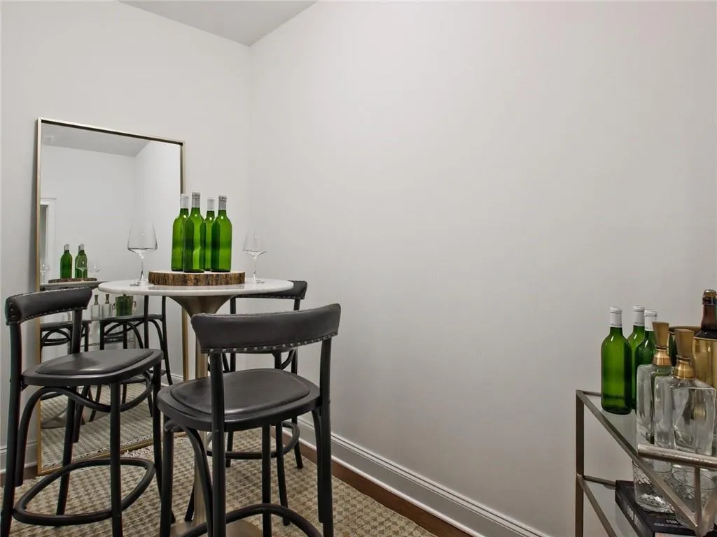 6666 Sterling Drive Unit 669, Sandy Springs, Georgia 30328, 2 Bedrooms Bedrooms, ,3 BathroomsBathrooms,Residential,Sold,6666 Sterling Drive Unit 669,6898094