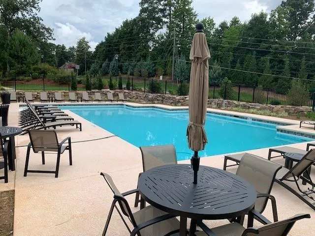6666 Sterling Drive Unit 669, Sandy Springs, Georgia 30328, 2 Bedrooms Bedrooms, ,3 BathroomsBathrooms,Residential,Sold,6666 Sterling Drive Unit 669,6898094