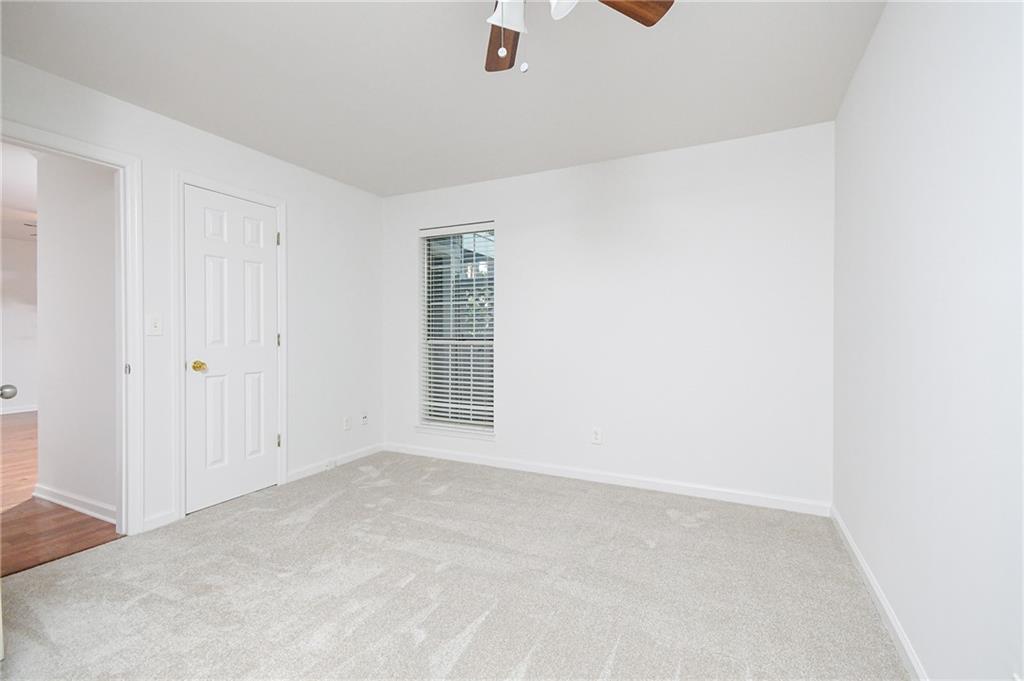 527 Granville Court, Sandy Springs, Georgia 30328, 2 Bedrooms Bedrooms, ,2 BathroomsBathrooms,Residential,Sold,527 Granville Court,7287462