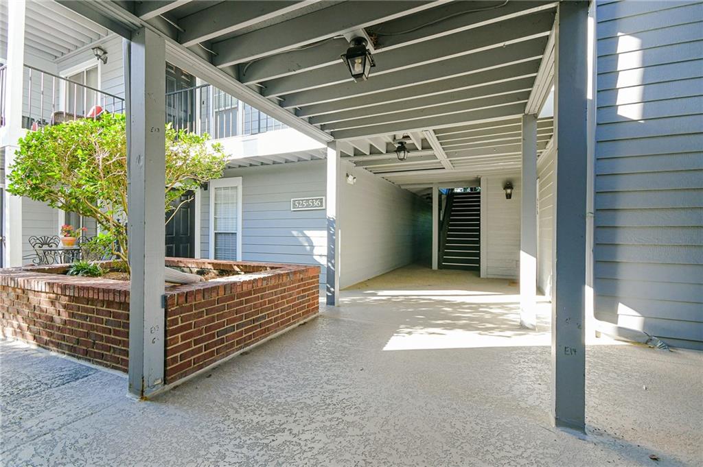 527 Granville Court, Sandy Springs, Georgia 30328, 2 Bedrooms Bedrooms, ,2 BathroomsBathrooms,Residential,Sold,527 Granville Court,7287462