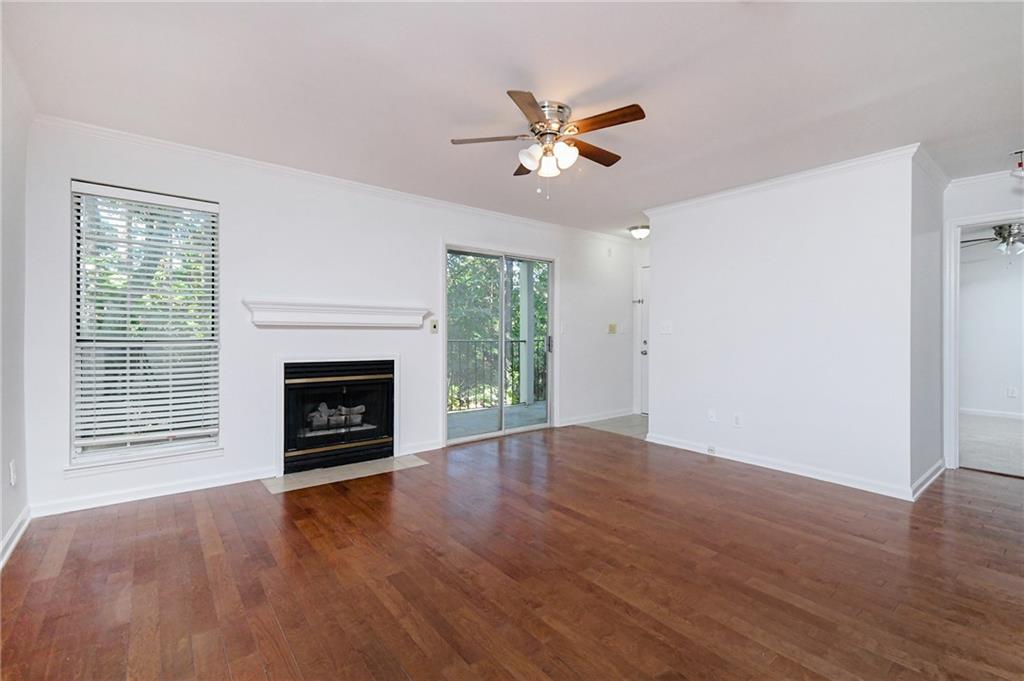 527 Granville Court, Sandy Springs, Georgia 30328, 2 Bedrooms Bedrooms, ,2 BathroomsBathrooms,Residential,Sold,527 Granville Court,7287462