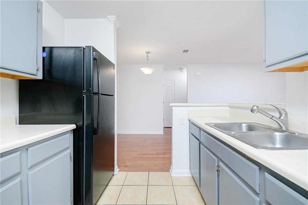 527 Granville Court, Sandy Springs, Georgia 30328, 2 Bedrooms Bedrooms, ,2 BathroomsBathrooms,Residential,Sold,527 Granville Court,7287462