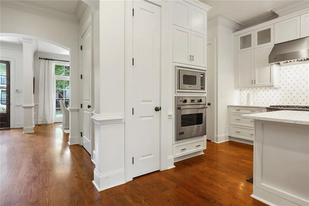 813 Creekgarden Court, Atlanta, Georgia 30339, 3 Bedrooms Bedrooms, ,3 BathroomsBathrooms,Residential,Sold,813 Creekgarden Court,6597893