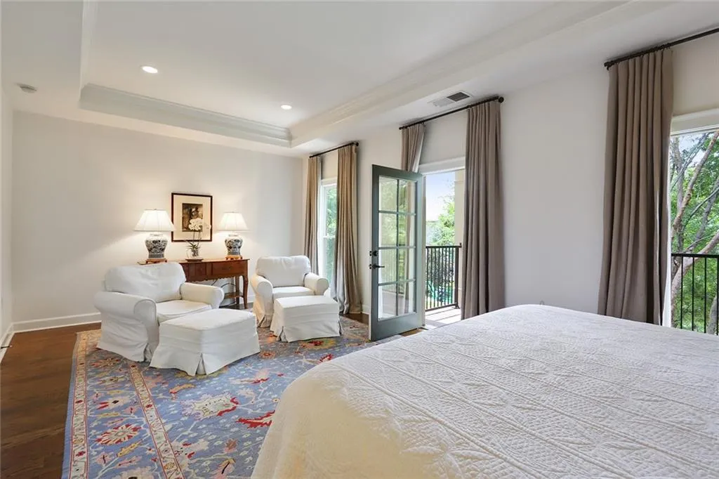 813 Creekgarden Court, Atlanta, Georgia 30339, 3 Bedrooms Bedrooms, ,3 BathroomsBathrooms,Residential,Sold,813 Creekgarden Court,6597893