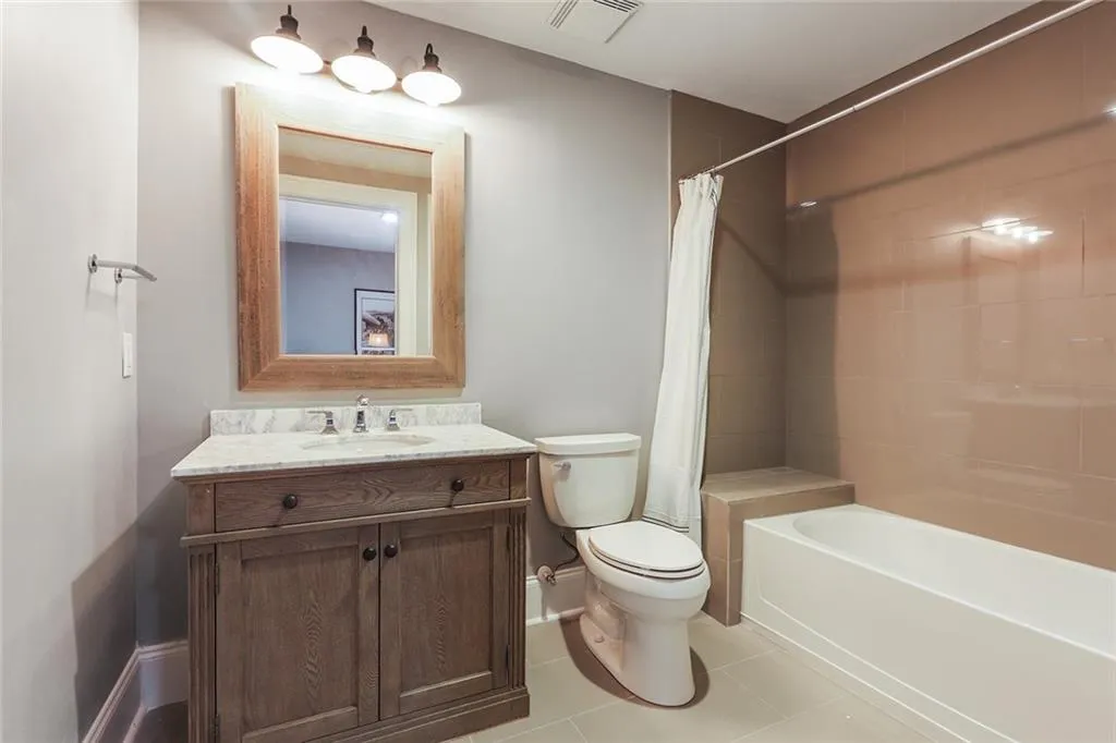 813 Creekgarden Court, Atlanta, Georgia 30339, 3 Bedrooms Bedrooms, ,3 BathroomsBathrooms,Residential,Sold,813 Creekgarden Court,6597893