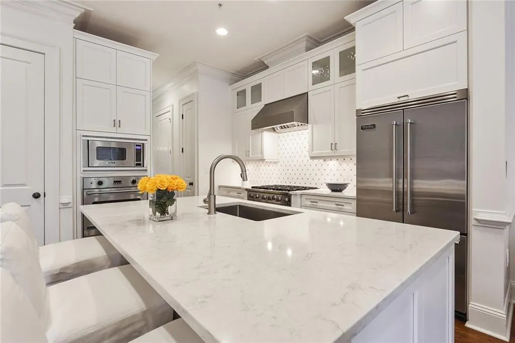 813 Creekgarden Court, Atlanta, Georgia 30339, 3 Bedrooms Bedrooms, ,3 BathroomsBathrooms,Residential,Sold,813 Creekgarden Court,6597893