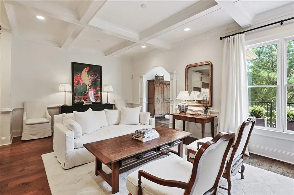 813 Creekgarden Court, Atlanta, Georgia 30339, 3 Bedrooms Bedrooms, ,3 BathroomsBathrooms,Residential,Sold,813 Creekgarden Court,6597893