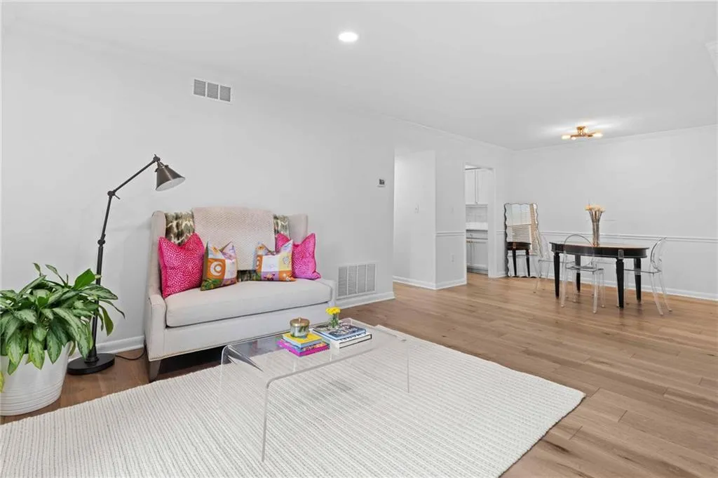1150 Collier Road Nw Unit A1, Atlanta, Georgia 30318, 2 Bedrooms Bedrooms, ,2 BathroomsBathrooms,Residential,For Sale,1150 Collier Road Nw Unit A1,7661265