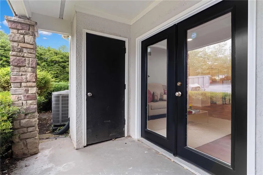 1150 Collier Road Nw Unit A1, Atlanta, Georgia 30318, 2 Bedrooms Bedrooms, ,2 BathroomsBathrooms,Residential,For Sale,1150 Collier Road Nw Unit A1,7661265