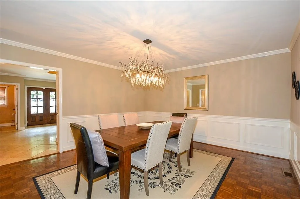 8895 Huntcliff Lake Court, Sandy Springs, Georgia 30350, 5 Bedrooms Bedrooms, ,3 BathroomsBathrooms,Residential,Sold,8895 Huntcliff Lake Court,5908613