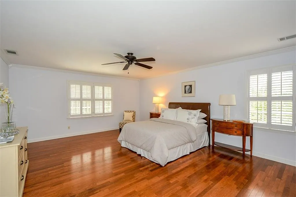 8895 Huntcliff Lake Court, Sandy Springs, Georgia 30350, 5 Bedrooms Bedrooms, ,3 BathroomsBathrooms,Residential,Sold,8895 Huntcliff Lake Court,5908613