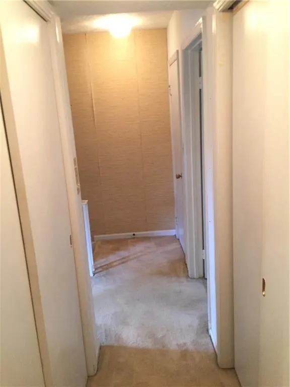 6700 Roswell Road Ne E Unit 21e, Sandy Springs, Georgia 30328, 2 Bedrooms Bedrooms, ,1 BathroomBathrooms,Residential,Sold,6700 Roswell Road Ne E Unit 21e,6714641