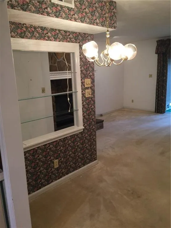 6700 Roswell Road Ne E Unit 21e, Sandy Springs, Georgia 30328, 2 Bedrooms Bedrooms, ,1 BathroomBathrooms,Residential,Sold,6700 Roswell Road Ne E Unit 21e,6714641