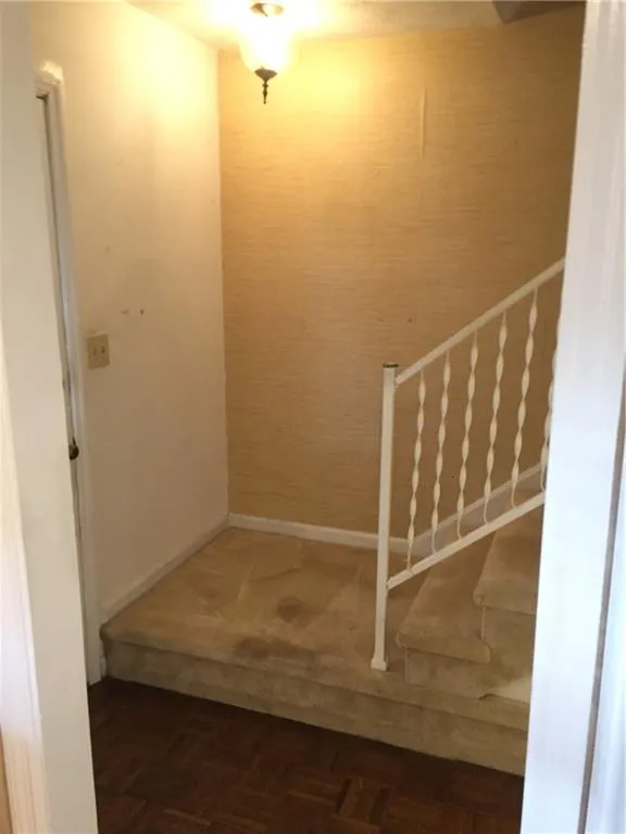 6700 Roswell Road Ne E Unit 21e, Sandy Springs, Georgia 30328, 2 Bedrooms Bedrooms, ,1 BathroomBathrooms,Residential,Sold,6700 Roswell Road Ne E Unit 21e,6714641