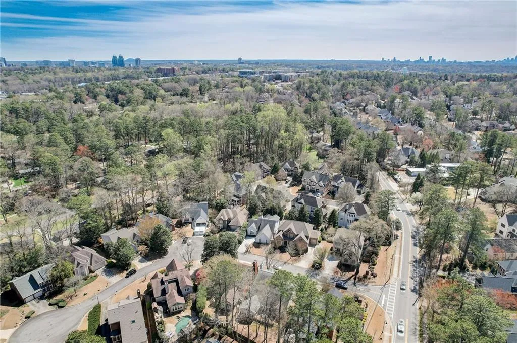 125 Belmont Trace, Sandy Springs, Georgia 30328, 4 Bedrooms Bedrooms, ,3 BathroomsBathrooms,Residential,Sold,125 Belmont Trace,7351495