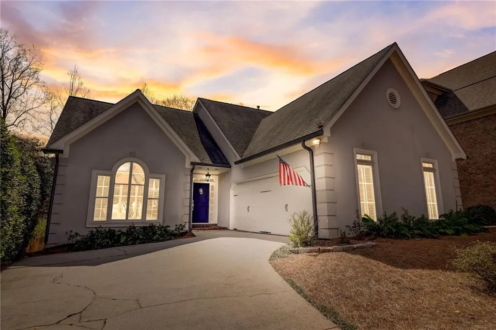 125 Belmont Trace, Sandy Springs, Georgia 30328, 4 Bedrooms Bedrooms, ,3 BathroomsBathrooms,Residential,Sold,125 Belmont Trace,7351495