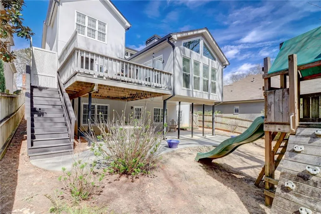 125 Belmont Trace, Sandy Springs, Georgia 30328, 4 Bedrooms Bedrooms, ,3 BathroomsBathrooms,Residential,Sold,125 Belmont Trace,7351495