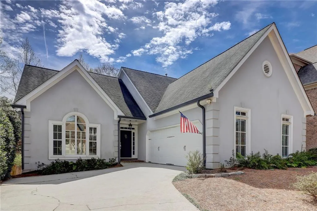 125 Belmont Trace, Sandy Springs, Georgia 30328, 4 Bedrooms Bedrooms, ,3 BathroomsBathrooms,Residential,Sold,125 Belmont Trace,7351495