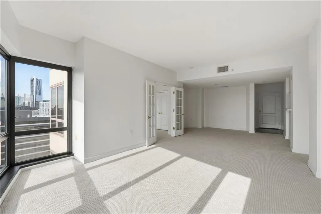 3475 Oak Valley Road Ne Unit 1610, Atlanta, Georgia 30326, 2 Bedrooms Bedrooms, 0 ,1 BathroomBathrooms,Residential,For Sale,3475 Oak Valley Road Ne Unit 1610,7707834