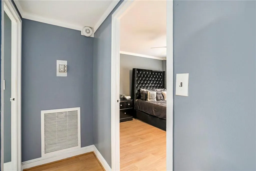 2285 Peachtree Road Ne Unit 606, Atlanta, Georgia 30309, 1 Bedroom Bedrooms, ,1 BathroomBathrooms,Residential,For Sale,2285 Peachtree Road Ne Unit 606,7631688