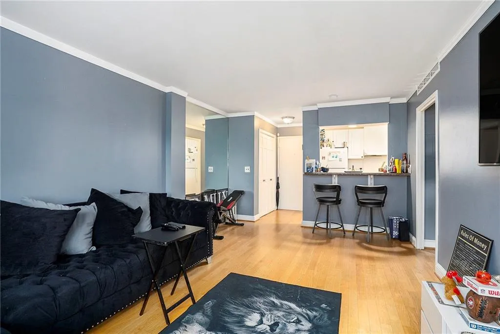 2285 Peachtree Road Ne Unit 606, Atlanta, Georgia 30309, 1 Bedroom Bedrooms, ,1 BathroomBathrooms,Residential,For Sale,2285 Peachtree Road Ne Unit 606,7631688