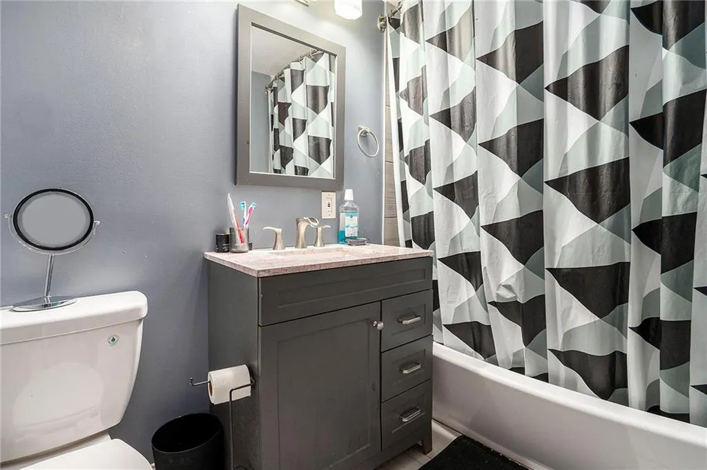 2285 Peachtree Road Ne Unit 606, Atlanta, Georgia 30309, 1 Bedroom Bedrooms, ,1 BathroomBathrooms,Residential,For Sale,2285 Peachtree Road Ne Unit 606,7631688