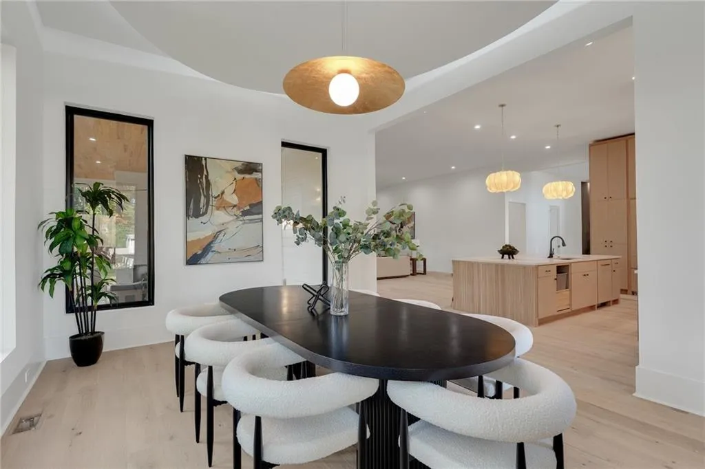 616 Lorell Terrace, Atlanta, Georgia 30328, 5 Bedrooms Bedrooms, ,5 BathroomsBathrooms,Residential,For Sale,616 Lorell Terrace,7677998