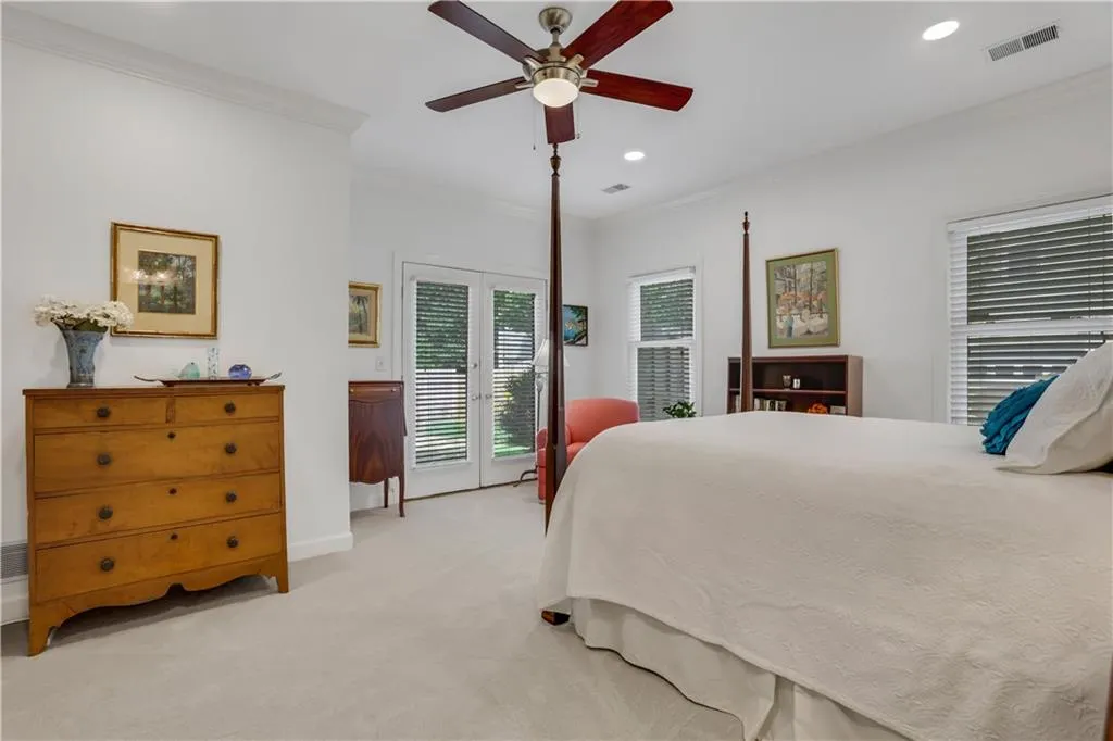 18 Vernon Glen Court, Sandy Springs, Georgia 30338, 2 Bedrooms Bedrooms, ,2 BathroomsBathrooms,Residential,Sold,18 Vernon Glen Court,7465791