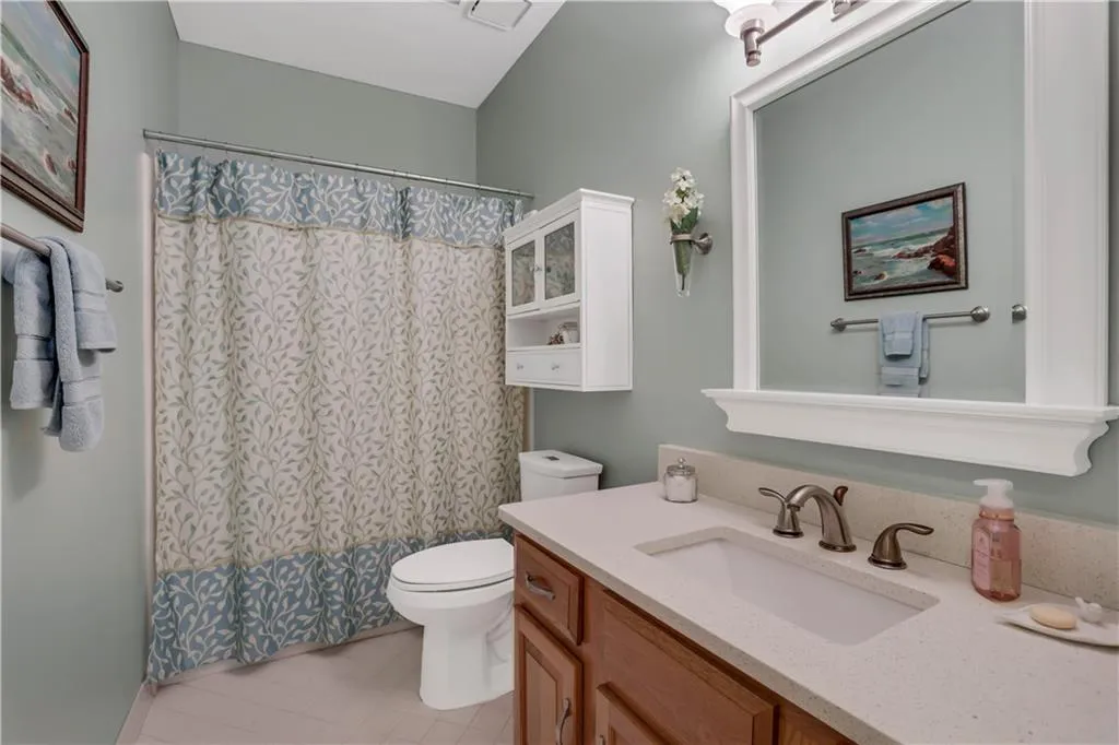 18 Vernon Glen Court, Sandy Springs, Georgia 30338, 2 Bedrooms Bedrooms, ,2 BathroomsBathrooms,Residential,Sold,18 Vernon Glen Court,7465791