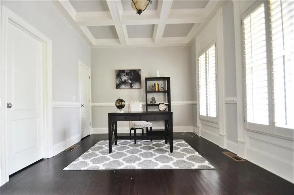 629 Darlington Commons Court Ne, Atlanta, Georgia 30305, 6 Bedrooms Bedrooms, ,5 BathroomsBathrooms,Residential,Sold,629 Darlington Commons Court Ne,5879010