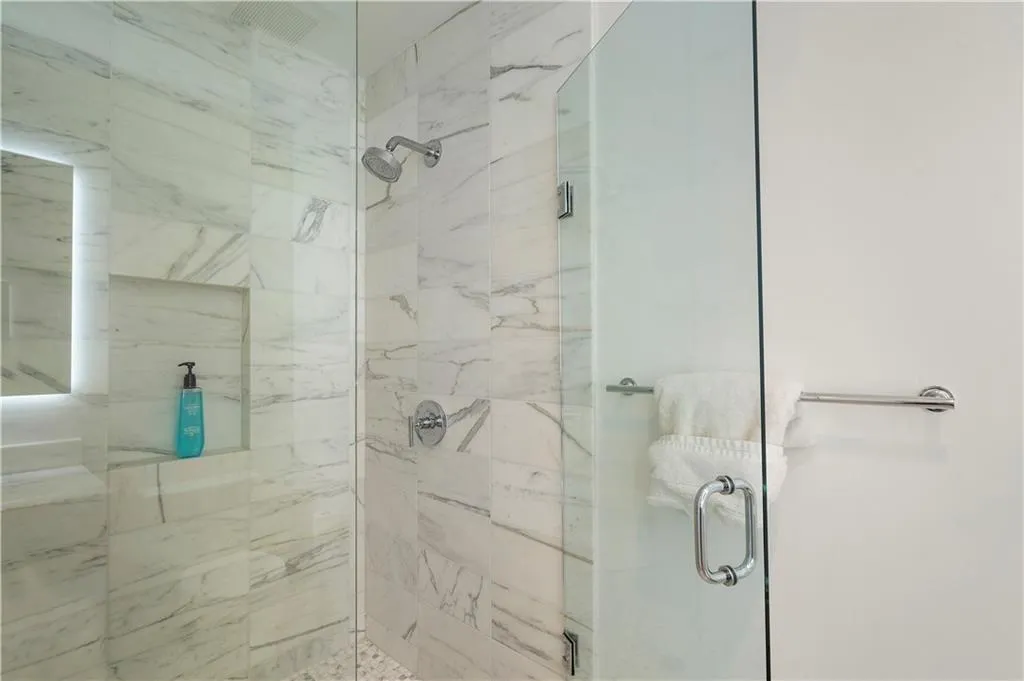 3630 Peachtree Ne Unit 2204, Atlanta, Georgia 30326, 2 Bedrooms Bedrooms, 0 ,2 BathroomsBathrooms,Residential,For Sale,3630 Peachtree Ne Unit 2204,7853594