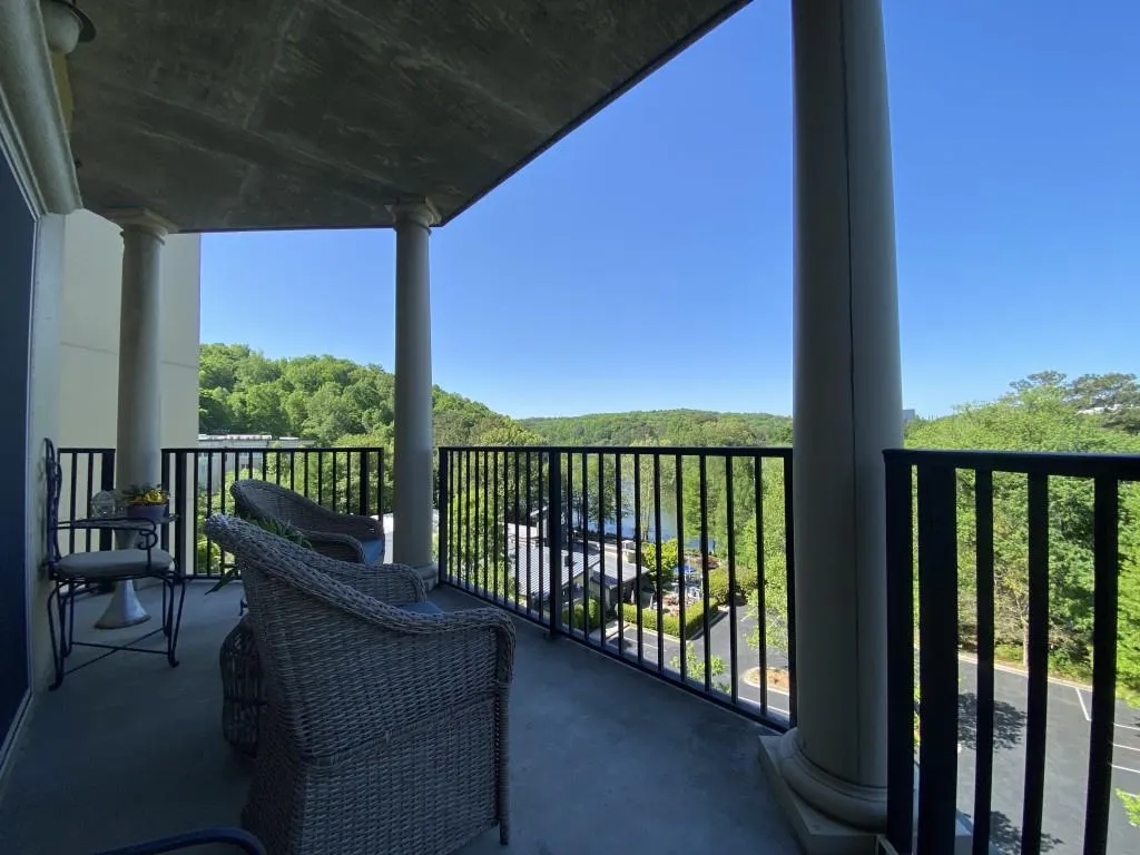 200 River Vista Drive Unit 639, Atlanta, Georgia 30339, 2 Bedrooms Bedrooms, ,2 BathroomsBathrooms,Residential,Sold,200 River Vista Drive Unit 639,7039499