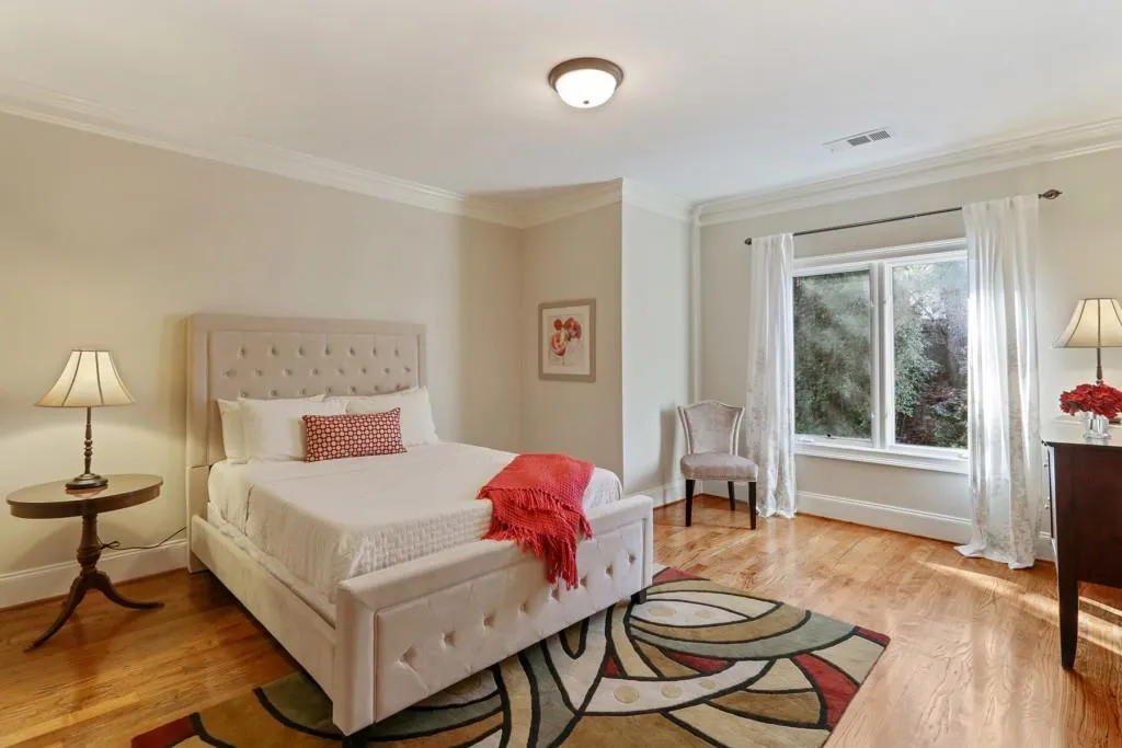 33 Wing Mill Road, Sandy Springs, Georgia 30350, 5 Bedrooms Bedrooms, ,6 BathroomsBathrooms,Residential,Sold,33 Wing Mill Road,6515735