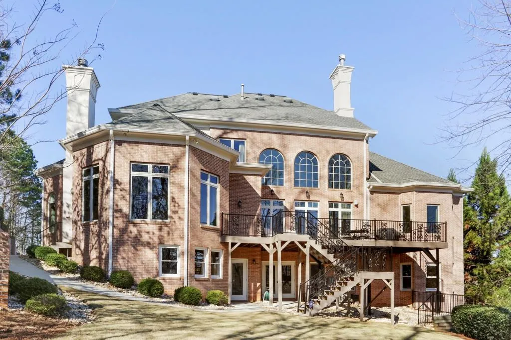 33 Wing Mill Road, Sandy Springs, Georgia 30350, 5 Bedrooms Bedrooms, ,6 BathroomsBathrooms,Residential,Sold,33 Wing Mill Road,6515735