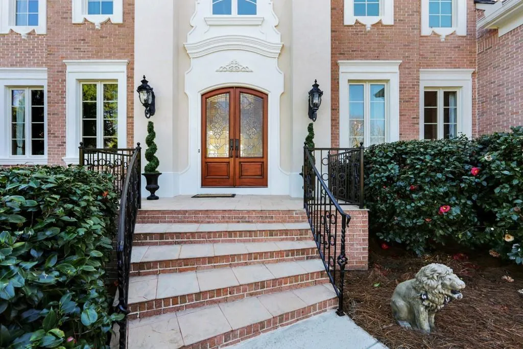 33 Wing Mill Road, Sandy Springs, Georgia 30350, 5 Bedrooms Bedrooms, ,6 BathroomsBathrooms,Residential,Sold,33 Wing Mill Road,6515735