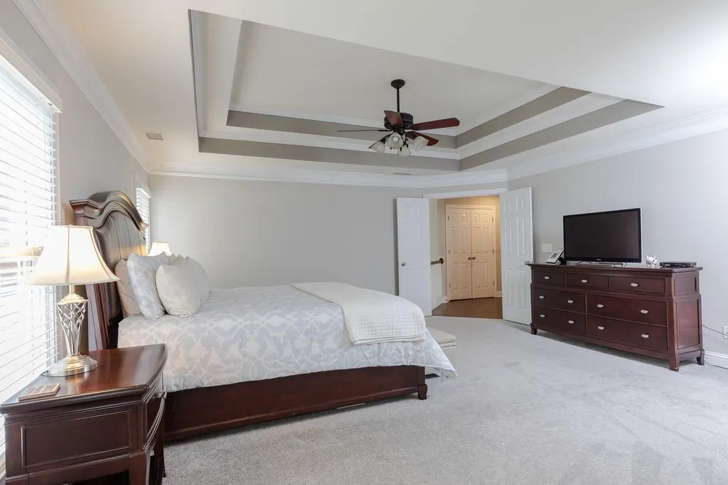 6270 Glen Oaks Lane, Sandy Springs, Georgia 30328, 5 Bedrooms Bedrooms, ,5 BathroomsBathrooms,Residential,Sold,6270 Glen Oaks Lane,6577612
