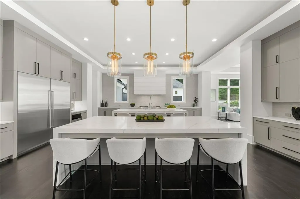 5211 Powers Ferry Road, Sandy Springs, Georgia 30327, 6 Bedrooms Bedrooms, 0 ,8 BathroomsBathrooms,Residential,For Sale,5211 Powers Ferry Road,7820662